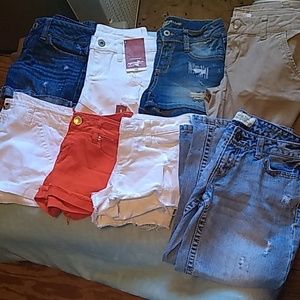 Women's size 0 shorts and pants a lot